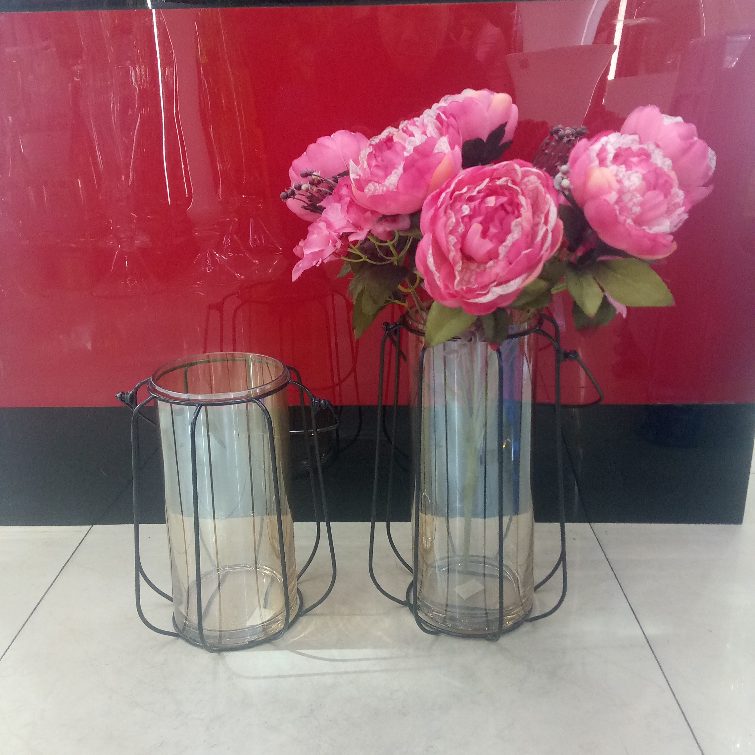 Lantern vase