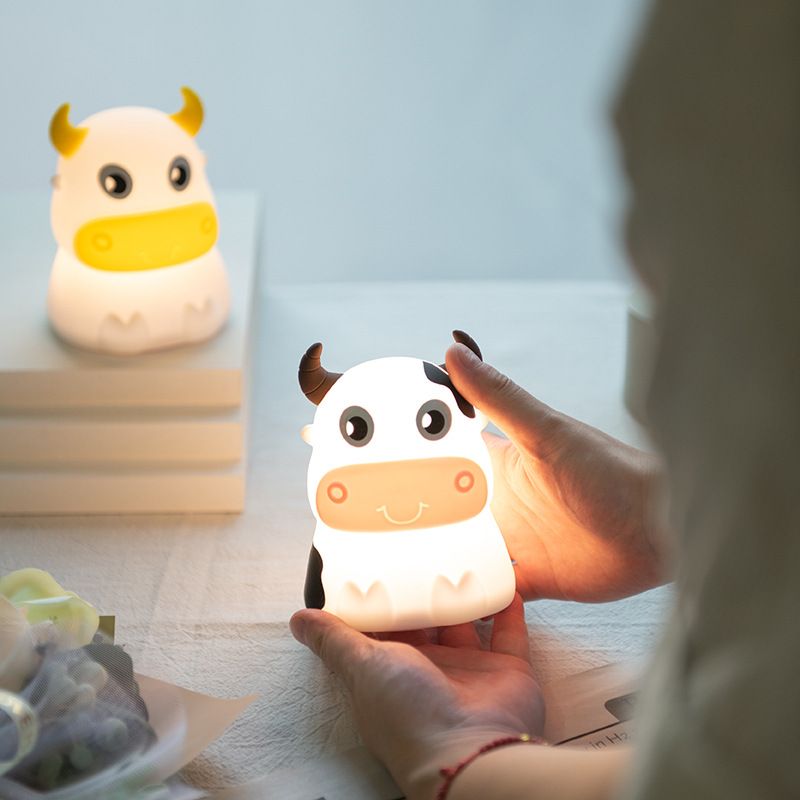 Creative lovely cow silica gel colorful night light gift bedroom bed with pat atmosphere LED lamp