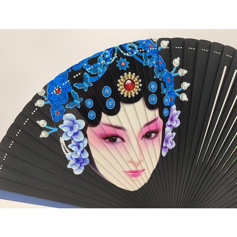 New all-bamboo fan with lacquered edges, hand-painted and spray-painted folding fans, ancient-style folding fans with hollowed-out designs, Japanese-style folding fans detail image 5