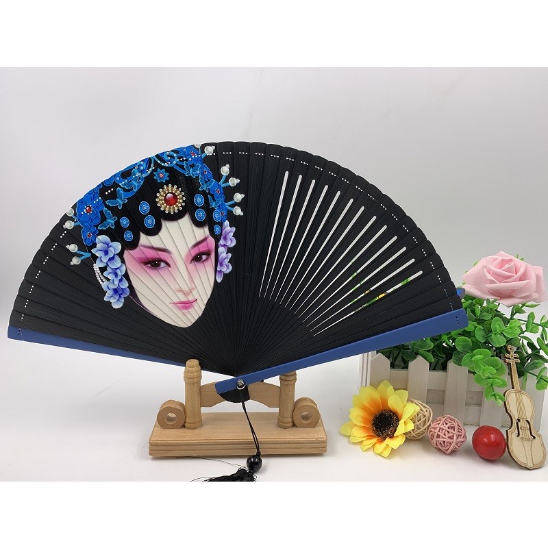 New all-bamboo fan with lacquered edges, hand-painted and spray-painted folding fans, ancient-style folding fans with hollowed-out designs, Japanese-style folding fans detail image 4