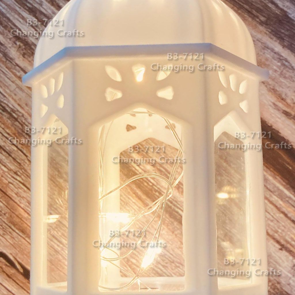 Cross-border wholesale of Christmas wind lamps, LED electronic candles, table lamps, night lights, and antique horse lanterns for desktop decoration Application Scenario