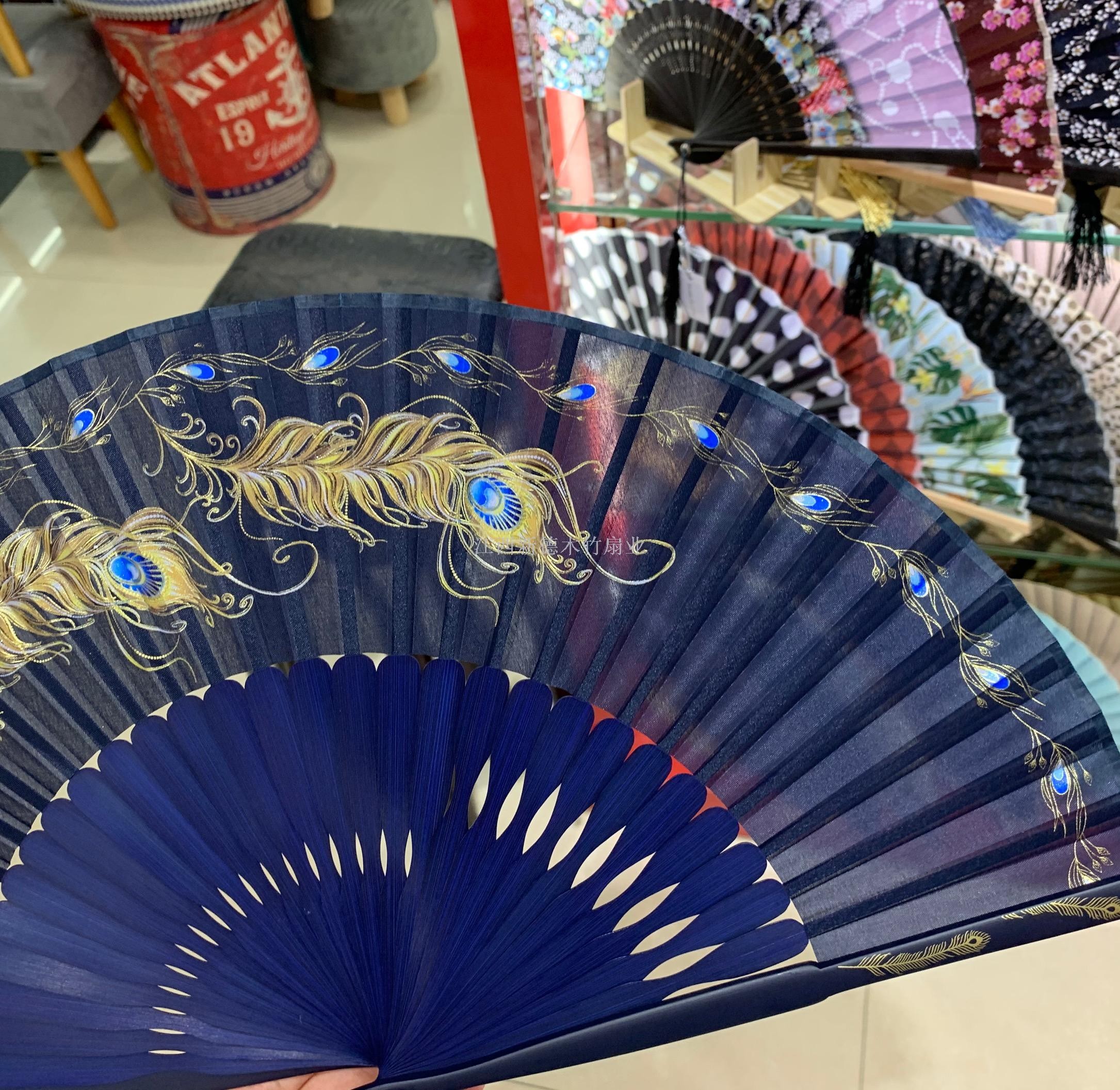 古风 扇子  中国风 竹扇  定制复古风折叠扇  手绘扇  广告扇  雪纺真丝扇子详情图4