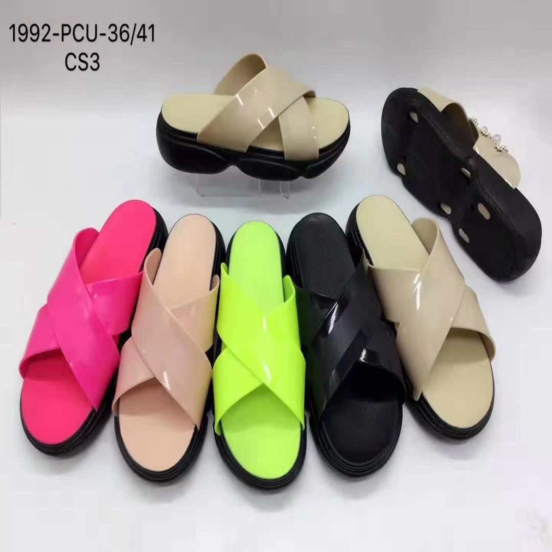 Women's summer jelly slippers with thick heels