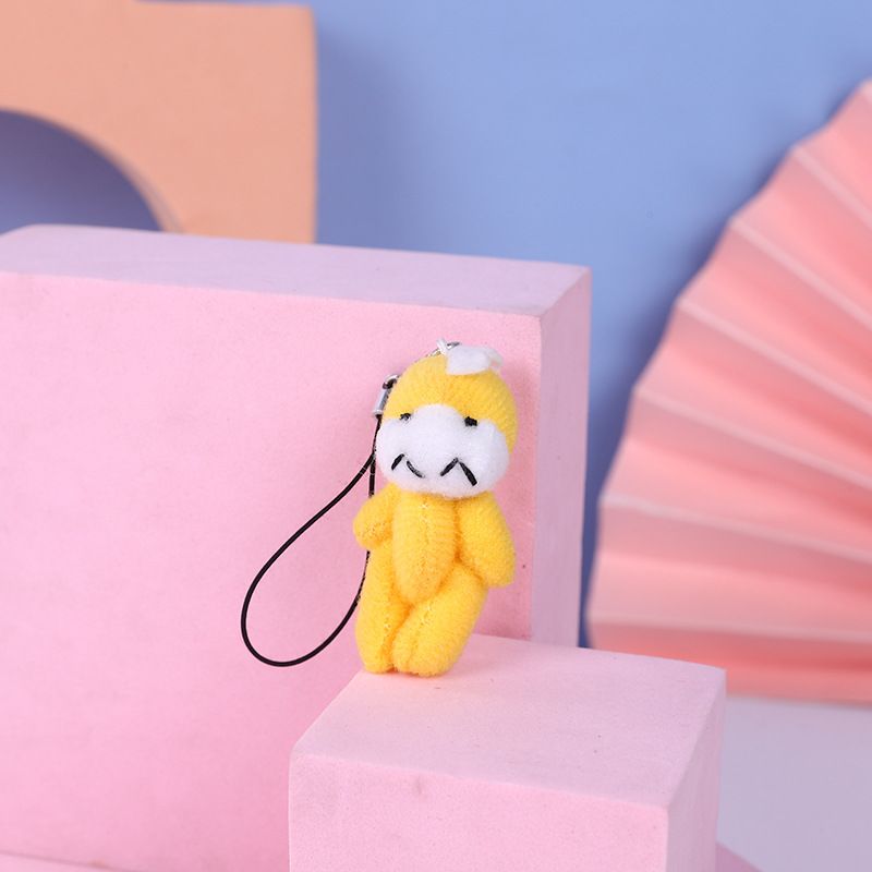 Pendant dolls, key chains, gifts, creative keychains for women, small pendants, cartoon animals, wholesale in stock, direct supply Application Scenario