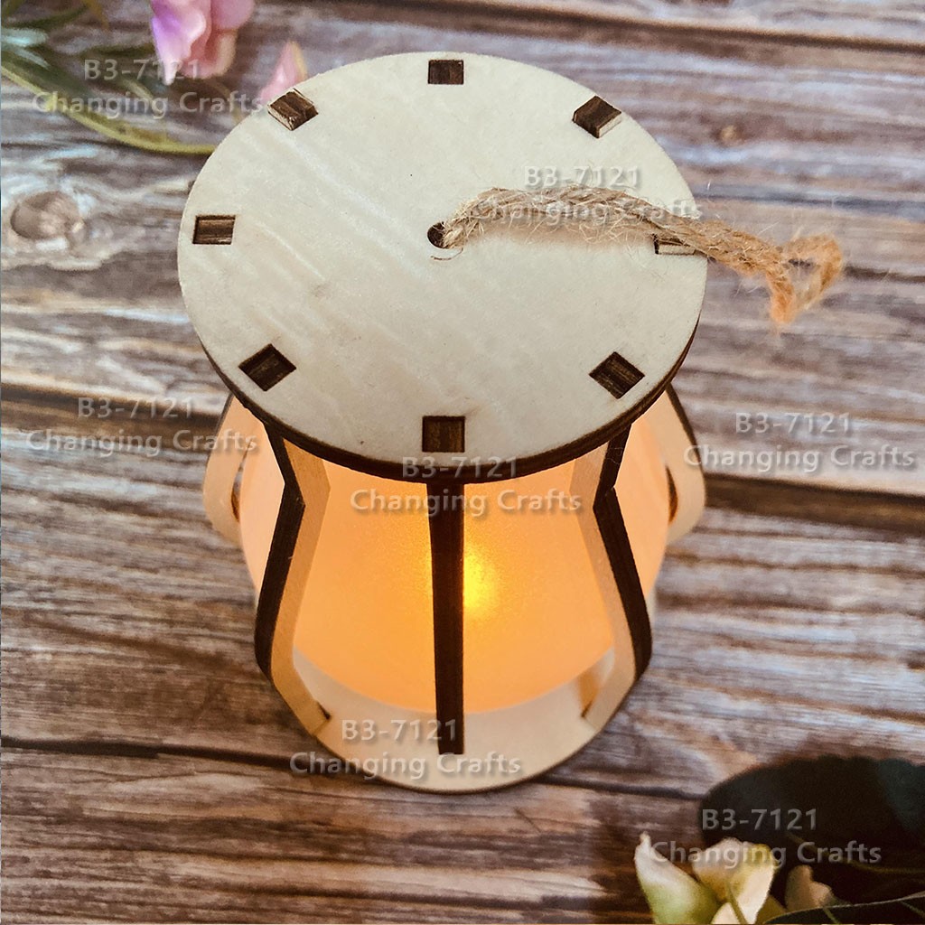 European-style small wind lamps, wooden and glass soft decoration props, horse lanterns, candlesticks, home ornaments, wedding antique-style street lamps detail image 4