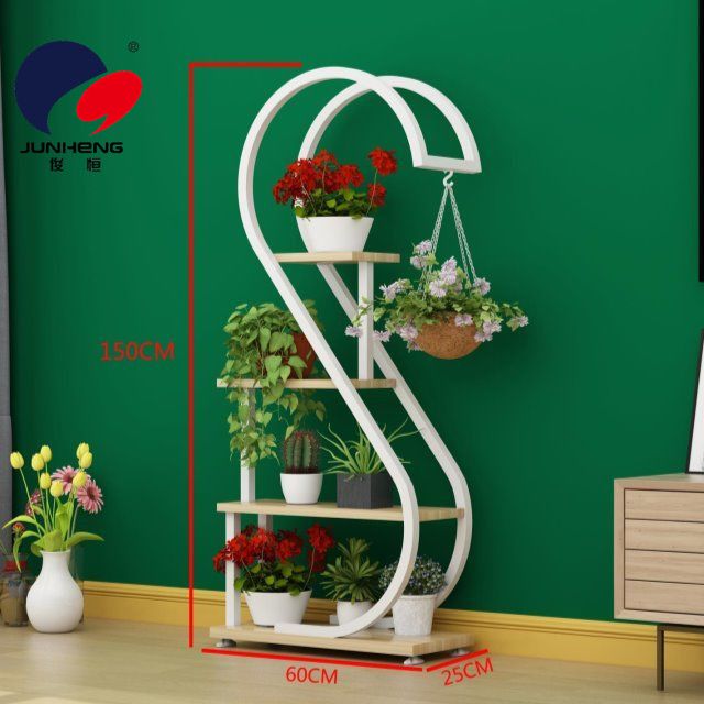 Heart-shaped indoor multi-layered simple storage rack, floor-standing green ivy flower stand, succulent flowerpot stand, living room decoration Application Scenario