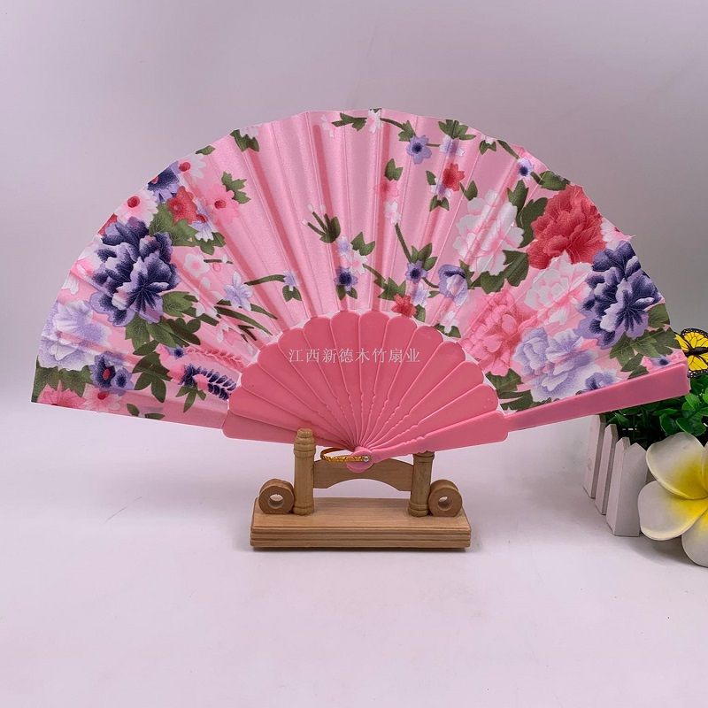 Dezhen flat silk fabric plastic folding fan cheongsam fashion show Chinese style lace fan, lace advertising promotion gift Application Scenario