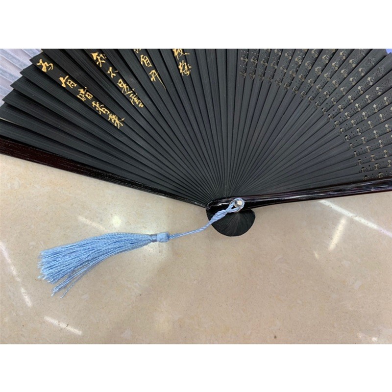 High-end hand-painted and spray-painted folding fans with lacquered edges, ancient-style folding fans, hollowed-out Japanese style and bamboo folding fans detail image 13
