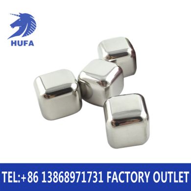 Hufa Pure 304 stainless steel ice cubes in stock for wholesale. 304 stainless steel ice cubes, stainless steel quick-frozen ice cubes, whisky ice cubes, bar wine supplies, creative metal quick-frozen ice cubes, frozen square cooling ice details Picture