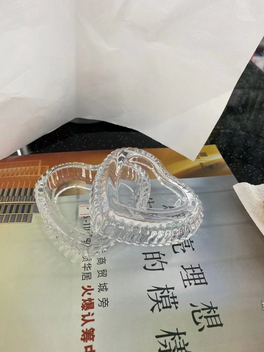 Heart-shaped storage rack glass home decoration pic 4