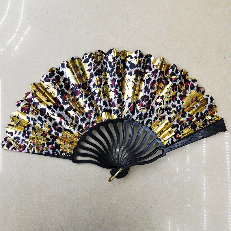 Leopard print gilded plastic fan factory direct sales, customized advertising fans, Spanish dance fans, fabric fans, craft fans wholesale detail image 1
