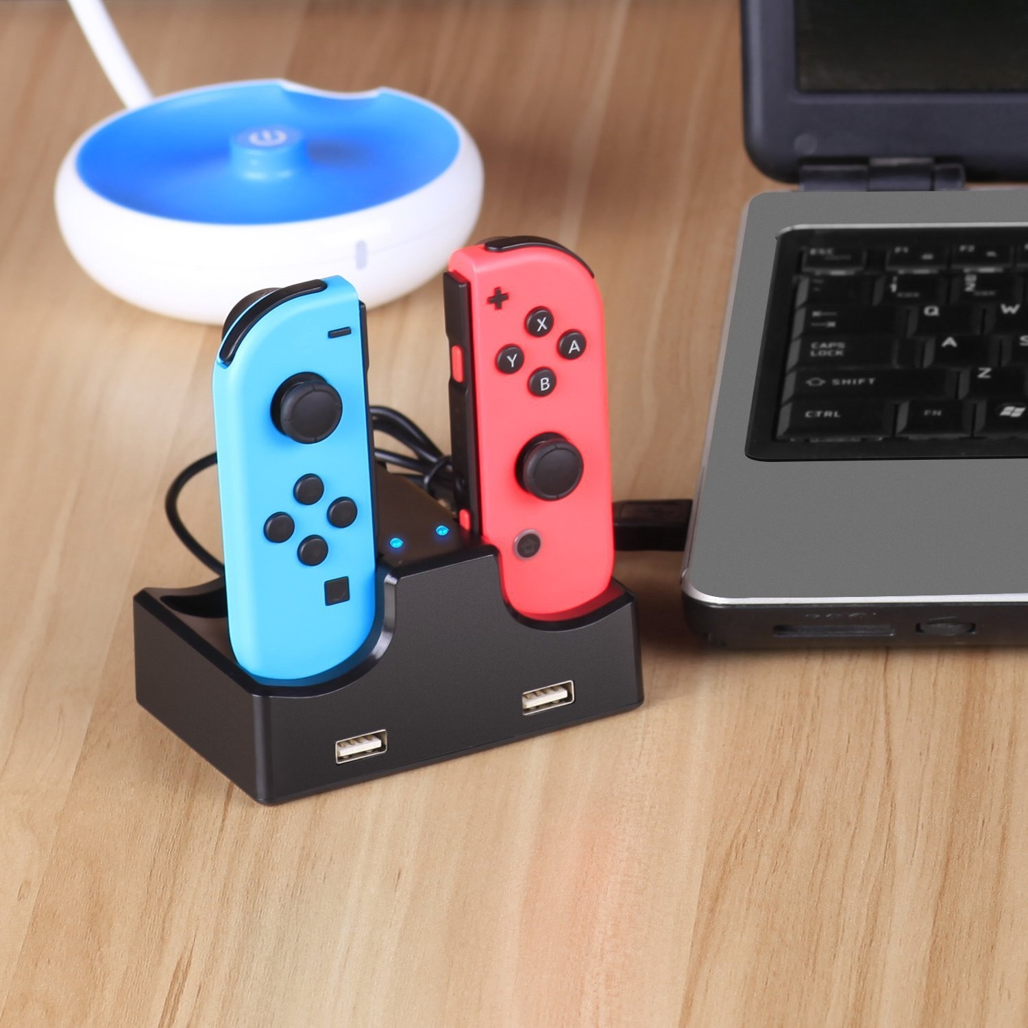 Nintendo Switch controller four-in-one charger, NS four-in-one charger, four small controller mounts, left and right controller mounts detail image 5