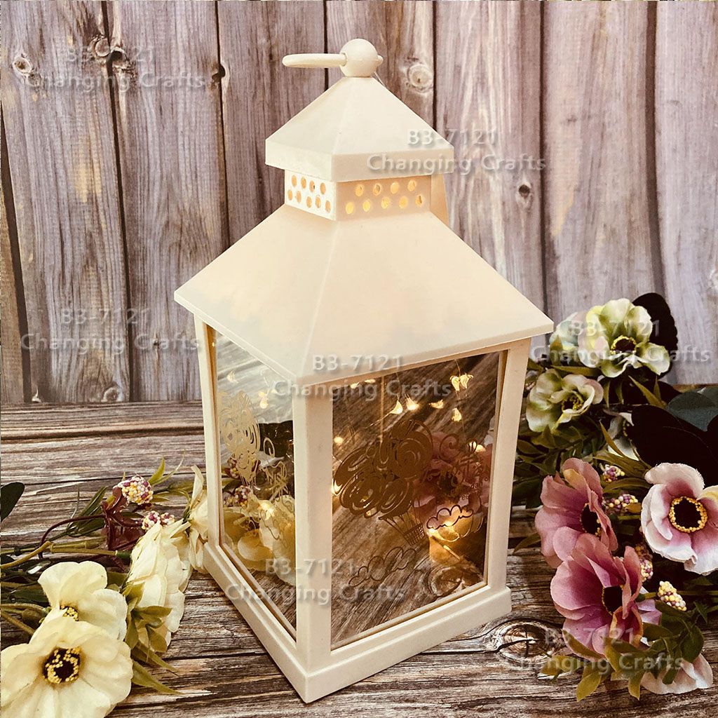 Ramadan plastic medium antique lantern, kerosene lamp, wind lamp decoration process, electronic candle, creative decoration, street stall goods, imported LED lamp, Christmas decoration full figure