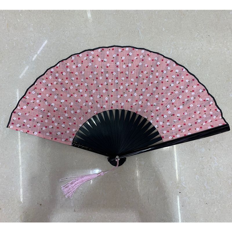 工厂直销批发手工和风扇子女式中国风折扇古典汉服喷绘竹扇舞蹈扇漆边小花扇产品图