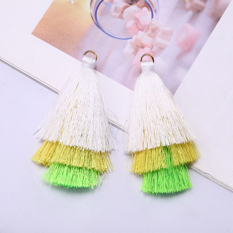 Direct sales of new PP grass sunflower style, fresh and trendy straw hat, cap flower, sandal and high heel shoe flower factory Specification image
