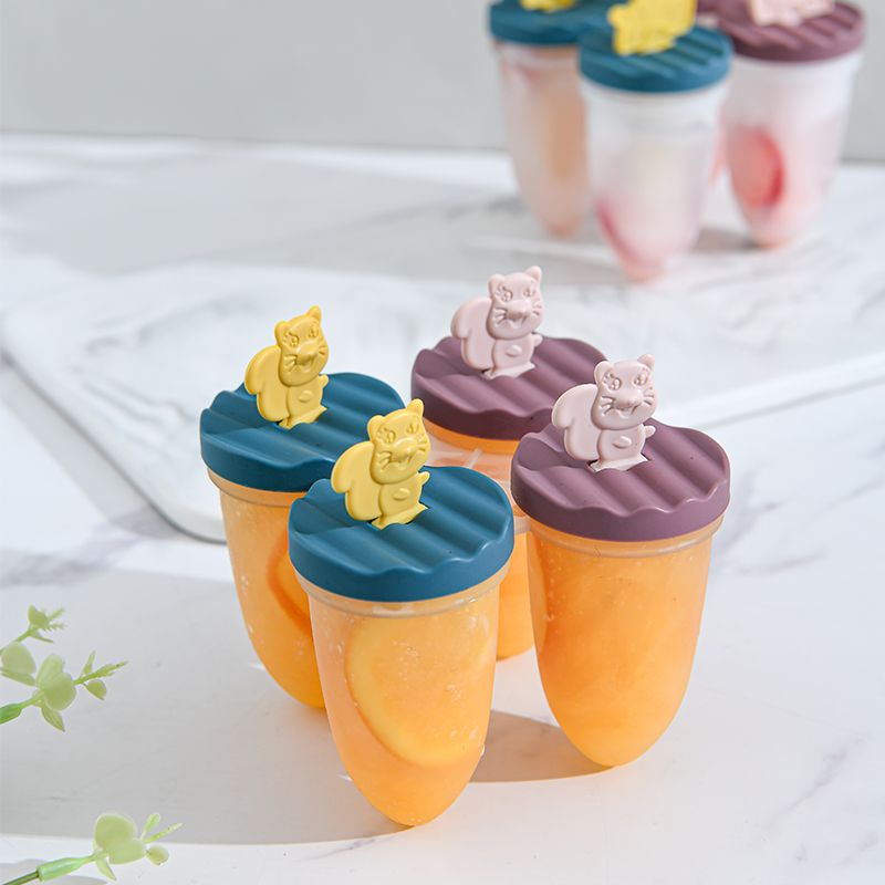 Squirrel Four sets of ice molds, Popsicle molds, ice cube molds, ice cube trays, ice lollies, ice cream ice cubes, ice cream cakes, ice iceberg molds Application Scenario