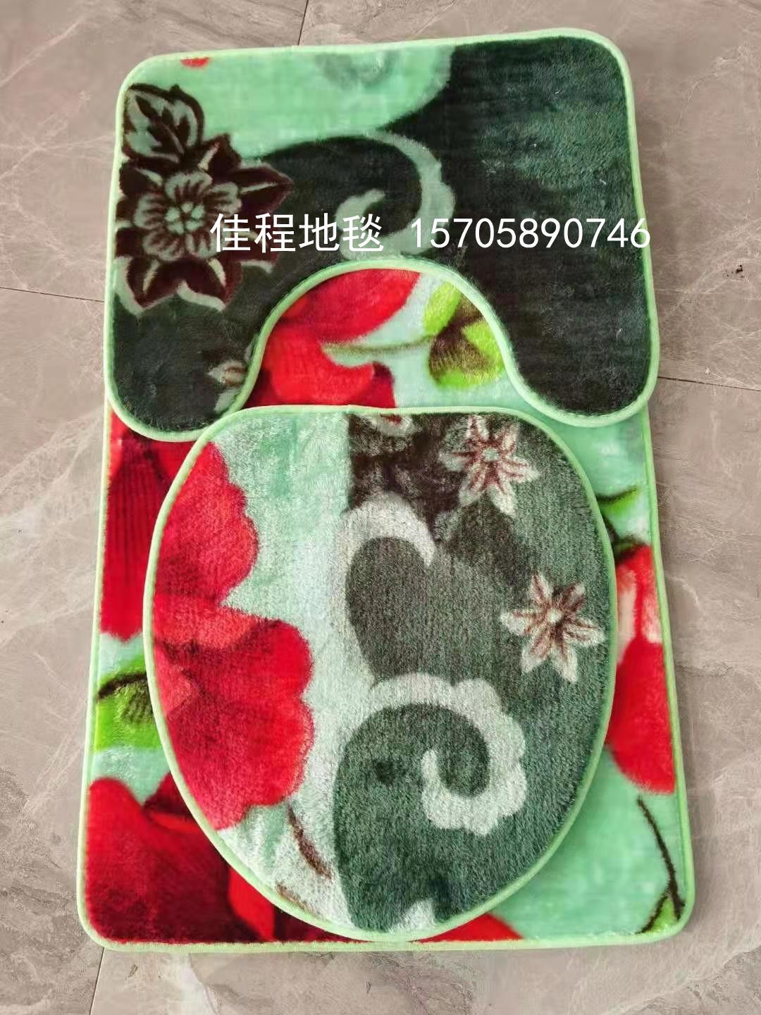 A new type of three-piece polyester toilet mat with a dot plastic base, a new toilet combination mat, and a best-selling toilet mat in foreign trade details Picture
