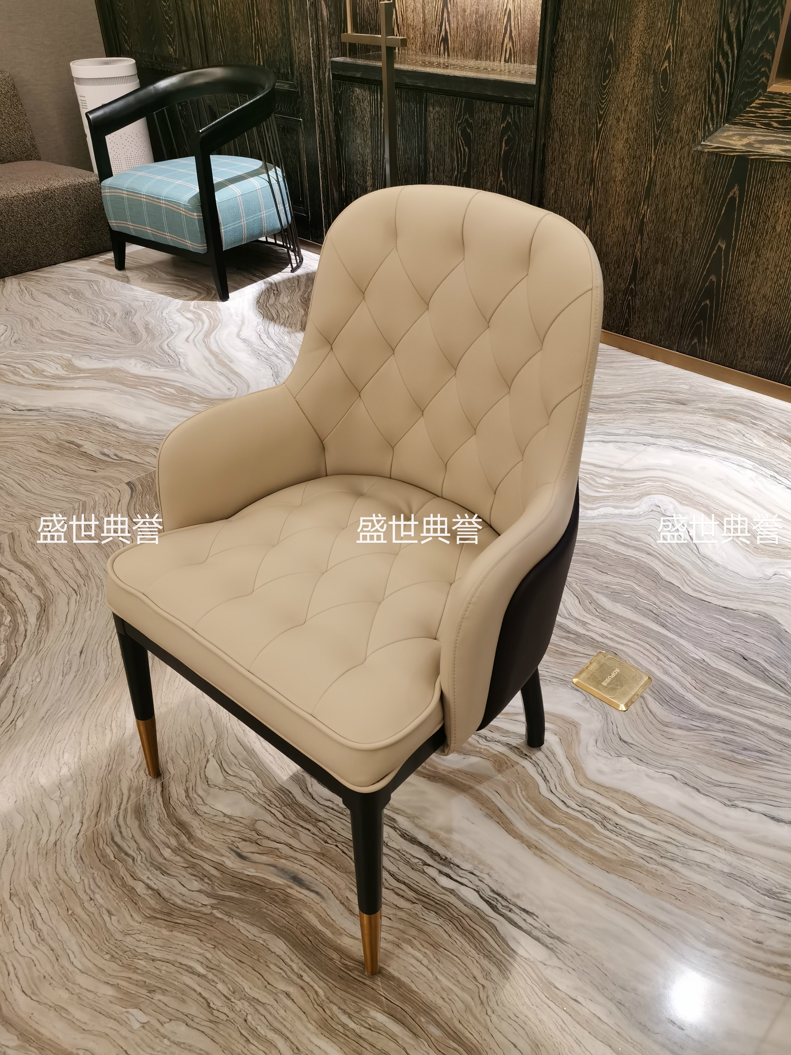 Modern light luxury solid wood electric tables and chairs for Tai 'an Hot Spring Hotel, custom-made solid wood chairs for private rooms in resort hotels, Bentley chairs detail image 2