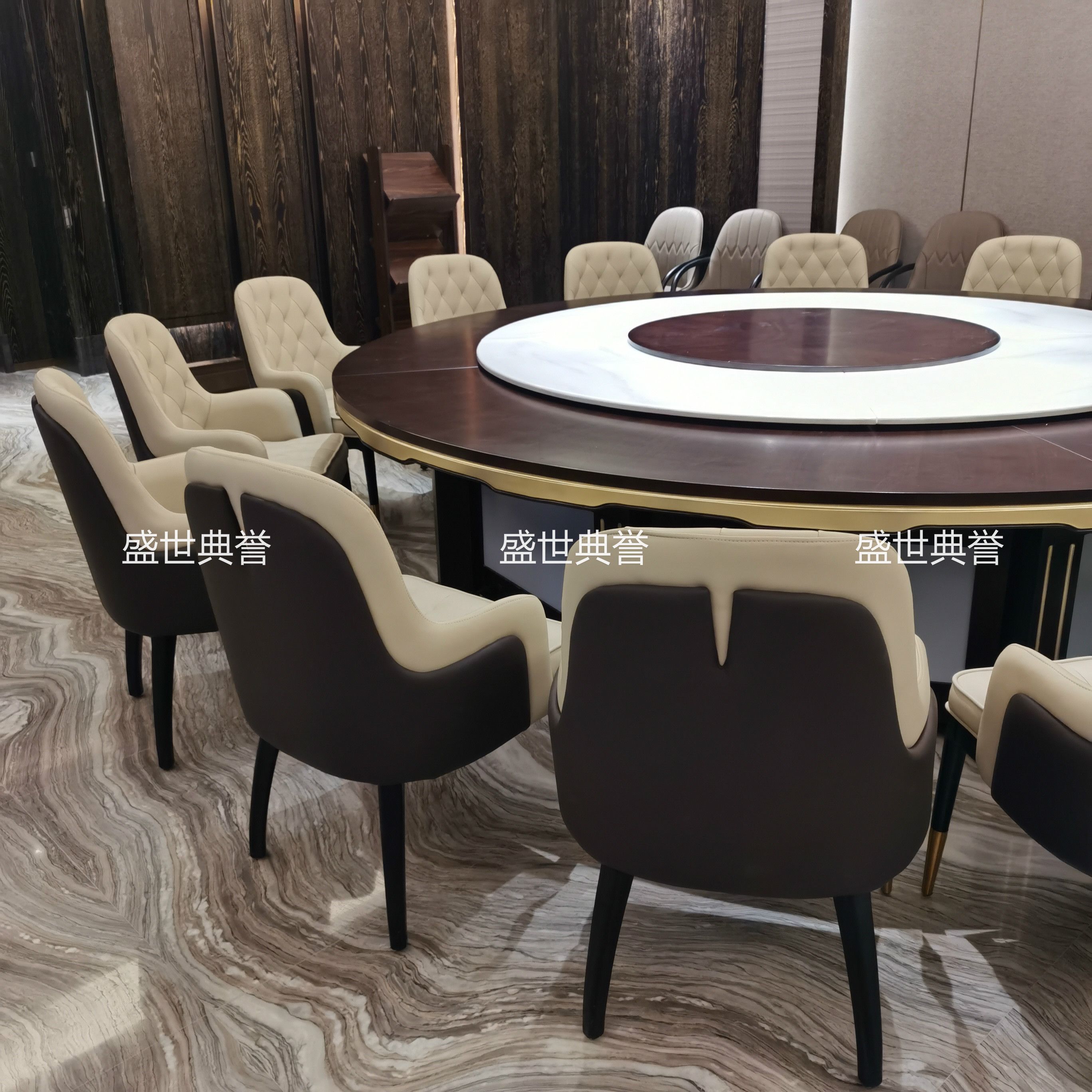 Modern light luxury solid wood electric tables and chairs for Tai 'an Hot Spring Hotel, custom-made solid wood chairs for private rooms in resort hotels, Bentley chairs details Picture
