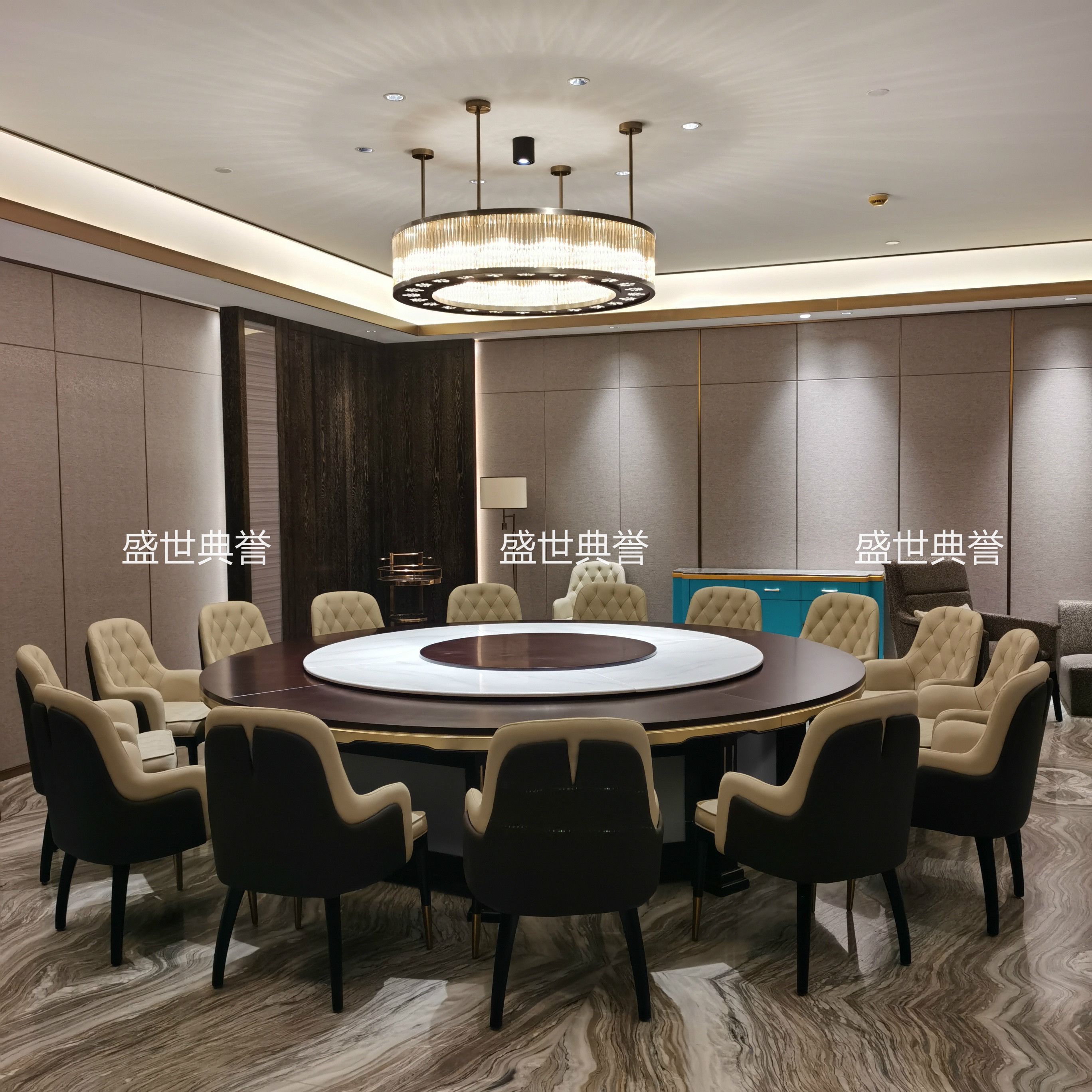 Modern light luxury solid wood electric tables and chairs for Tai 'an Hot Spring Hotel, custom-made solid wood chairs for private rooms in resort hotels, Bentley chairs Item Picture