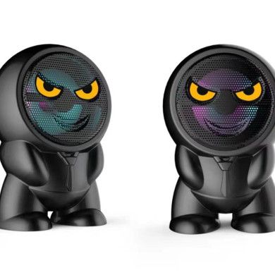 2021 New creative astronaut Bluetooth speaker Taiwan doll machine product large size cartoon Bluetooth speaker
