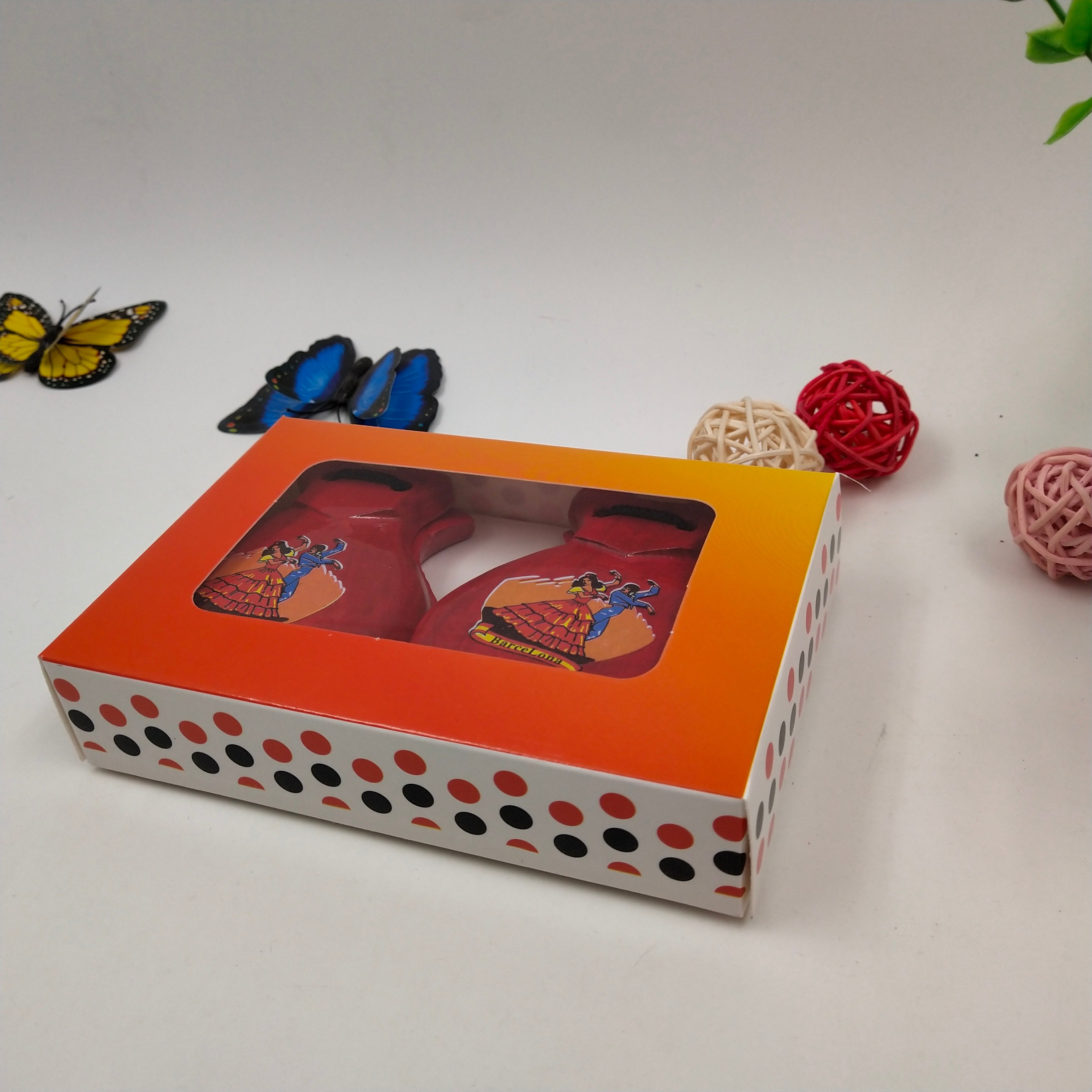 Xiangpaijia, a Spanish dance bullfighting wooden castanboard factory, offers direct sales of custom advertising fans and hand-painted fans for wholesale detail image 7