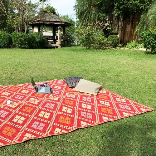 Folding Plastic Pipe, Flower Mat, Plastic Worship Mat undefined