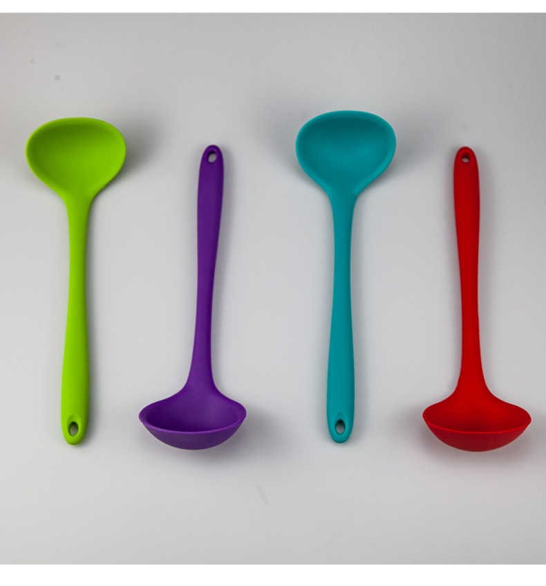 Silicone small soup spoon detail image 2