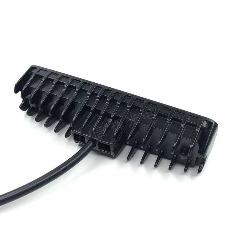 Factory export new car LED light 18W long strip work light 6led maintenance auxiliary lighting lamp modification details Picture