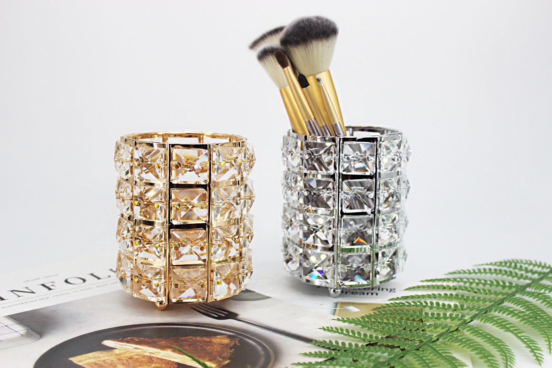 化妆品收纳桶欧式水晶笔筒美甲金属工艺品婚庆装饰道具详情图6
