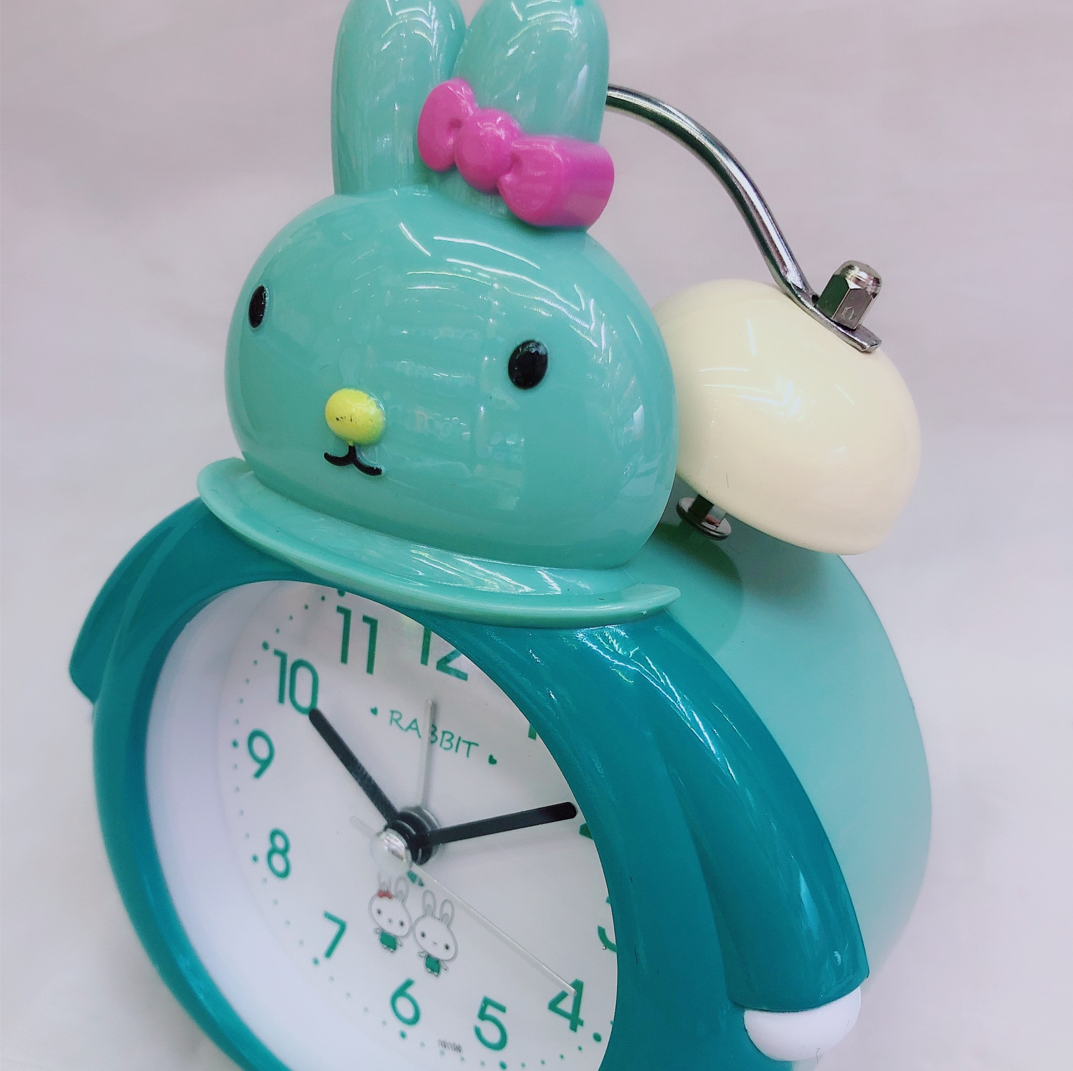 Bedroom cartoon children's metal ultra-quiet bedside student luminous electronic bell alarm clock gift detail image 2