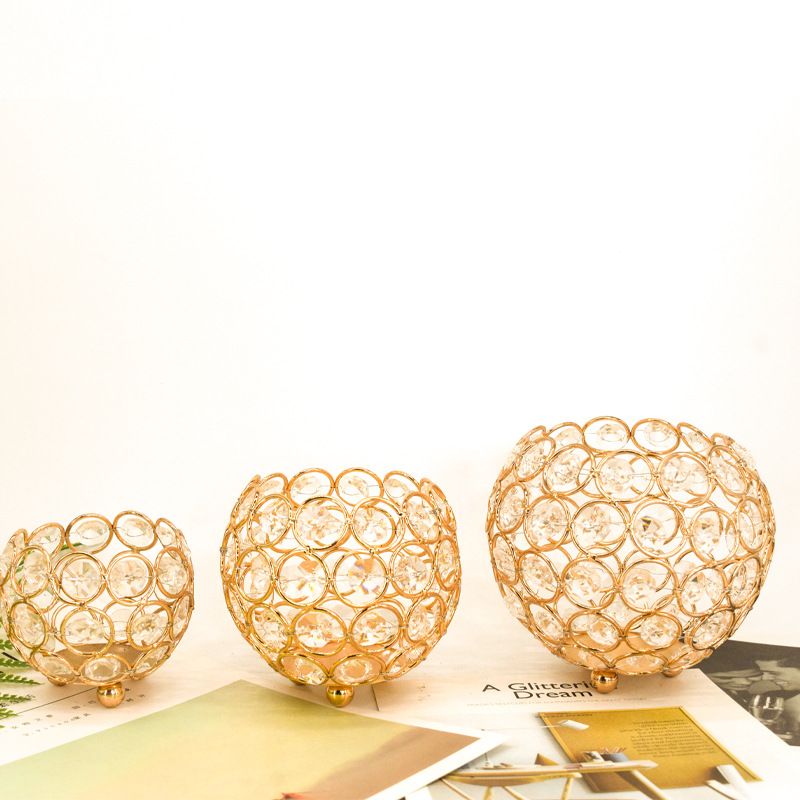 European-style crystal balls are selling well for parties, weddings, retro candlesticks, electroplated ironwork, creative decorative items, hollowed-out vases, candle cups details Picture