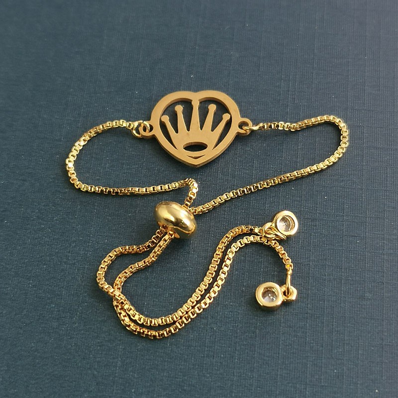DIY stainless steel fashionable European-style small pendant, heart-shaped crown titanium steel bracelet pendant accessory detail image 5