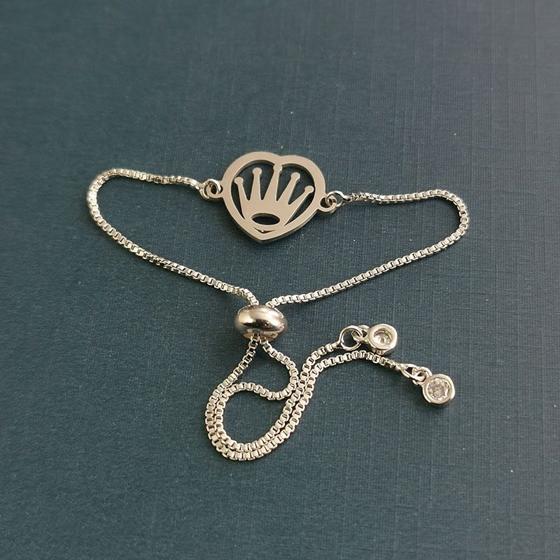 DIY stainless steel fashionable European-style small pendant, heart-shaped crown titanium steel bracelet pendant accessory Specification image