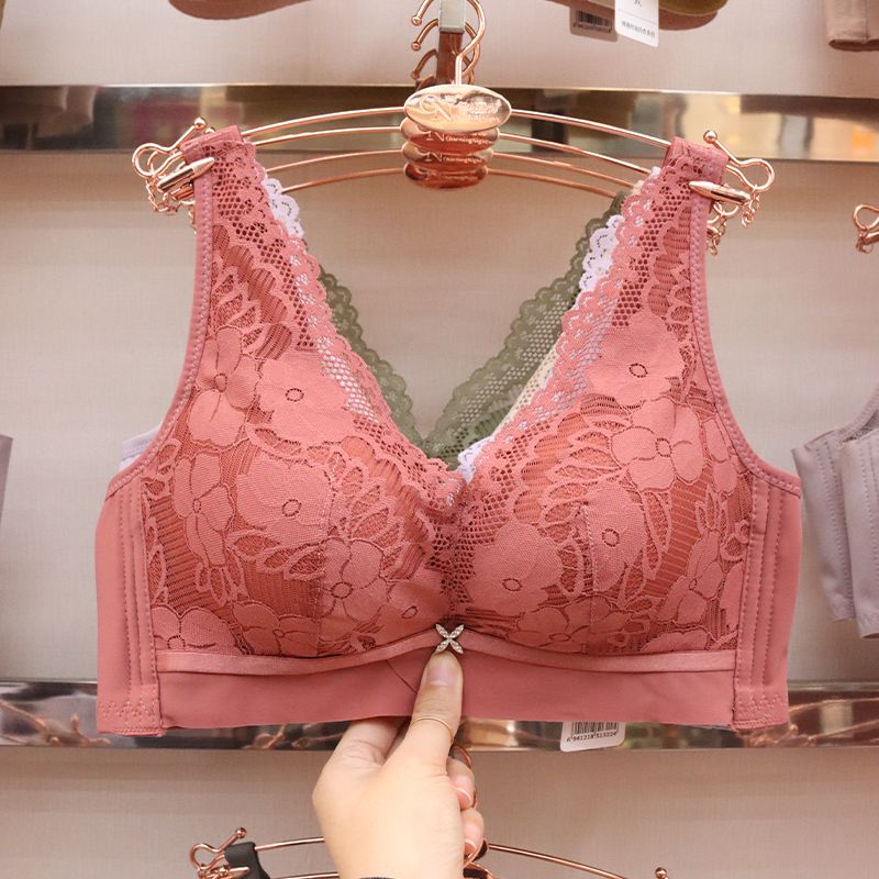 Lingerie women's small breasts gather, mid-thick bra bra bra without underwire, comfortable adjustment type upper lace-up accessory, deep V-shaped lace Application Scenario