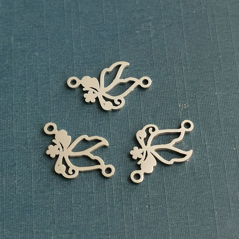 Stainless steel little girl angel jewelry accessory pendant, titanium steel hollow angel bracelet necklace, DIY pendant Stainless steel little girl angel jewelry accessory pendant, titanium steel hollow angel bracelet necklace, DIY pendant