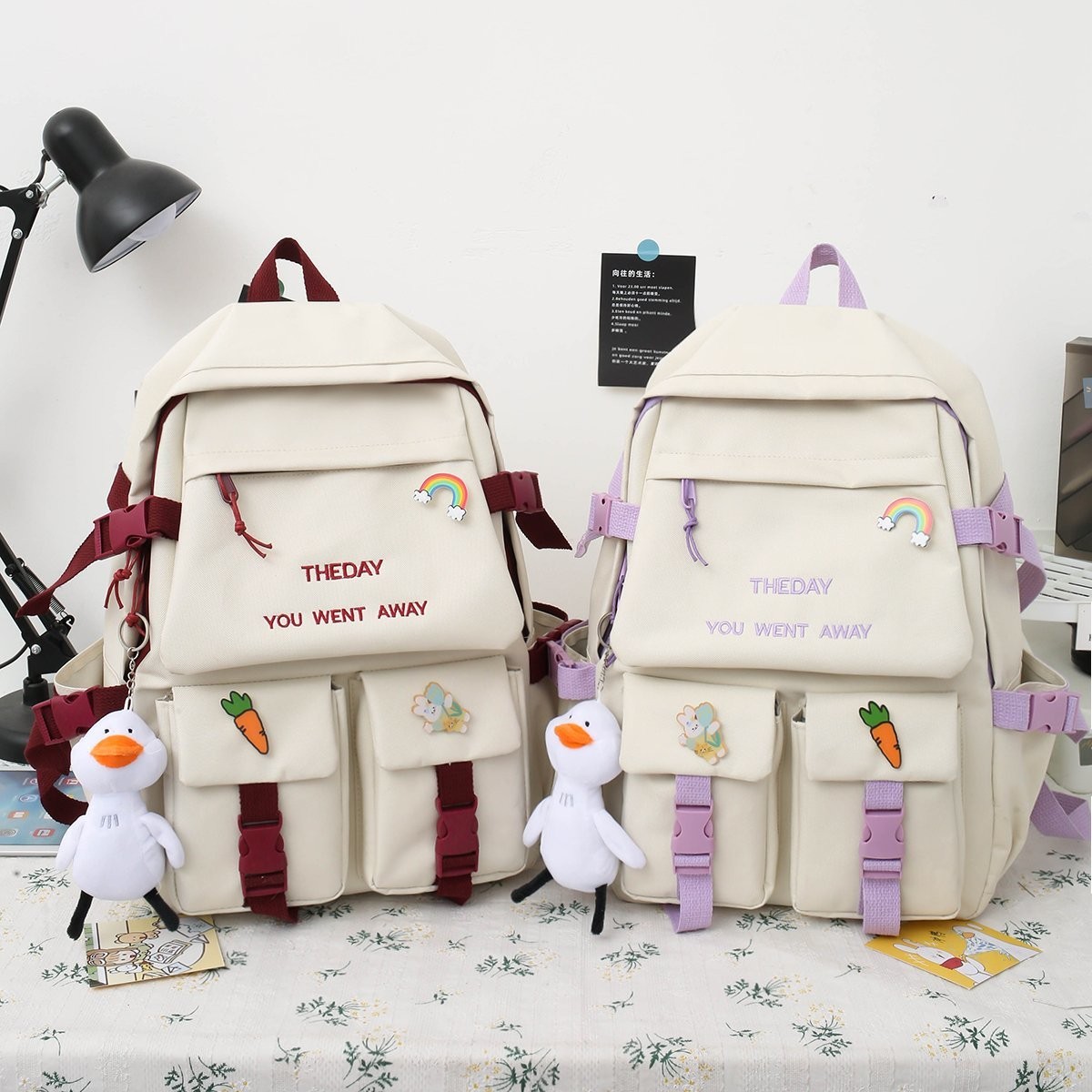 New style of artistic student backpacks, fashionable casual bags and sports bags detail image 4