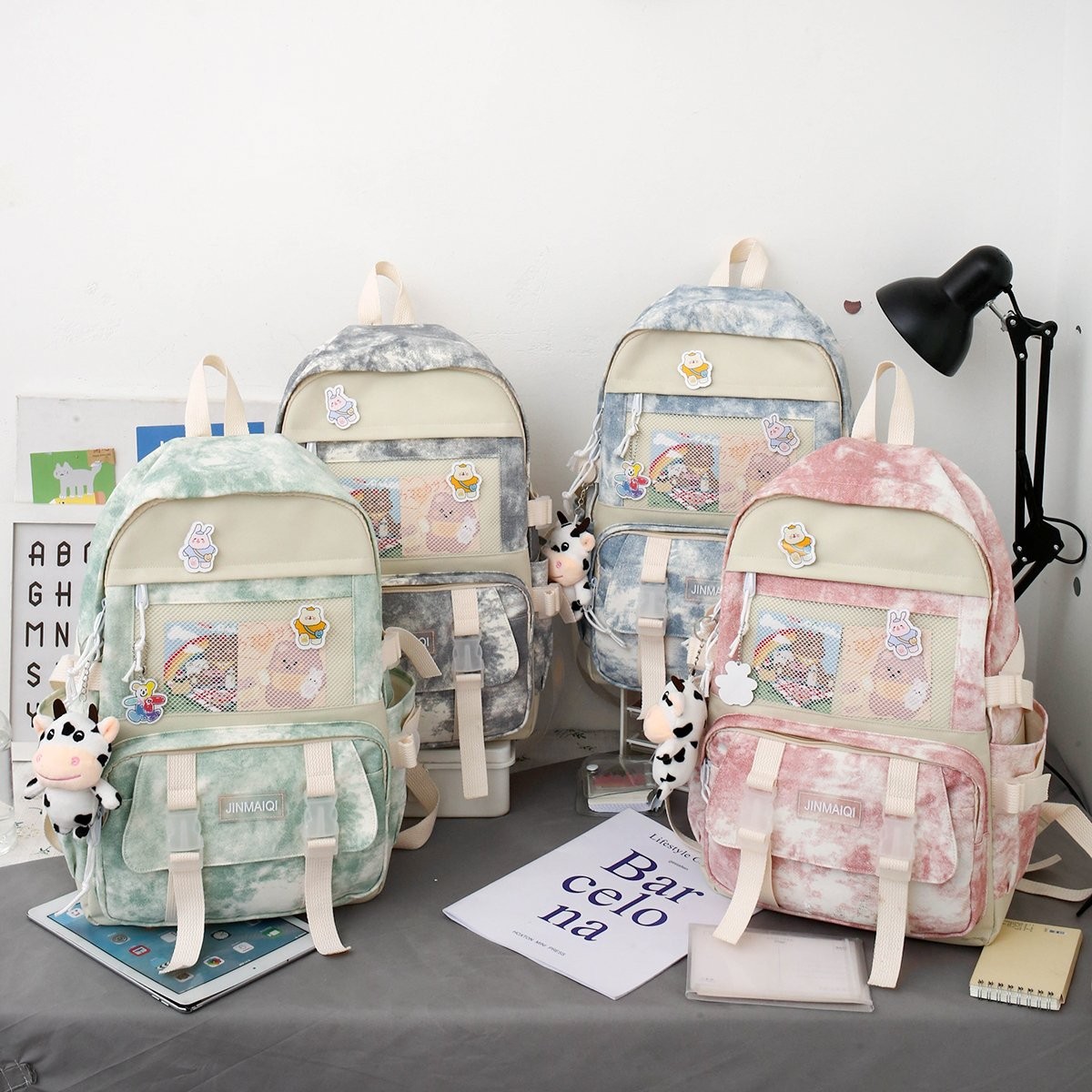 New Korean-style backpacks, cute schoolbags for girls and junior high school students, and trendy backpacks for college students detail image 1