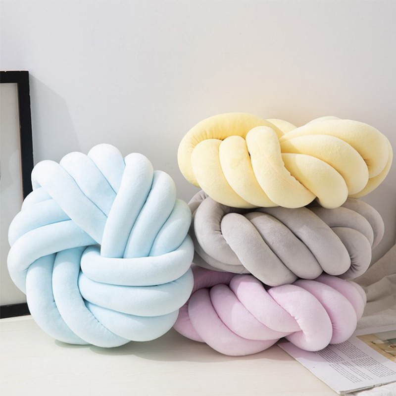 2021 new Nordic three-ply knotted round nap pillow, pure hand-woven cushion sofa pillow detail image 1