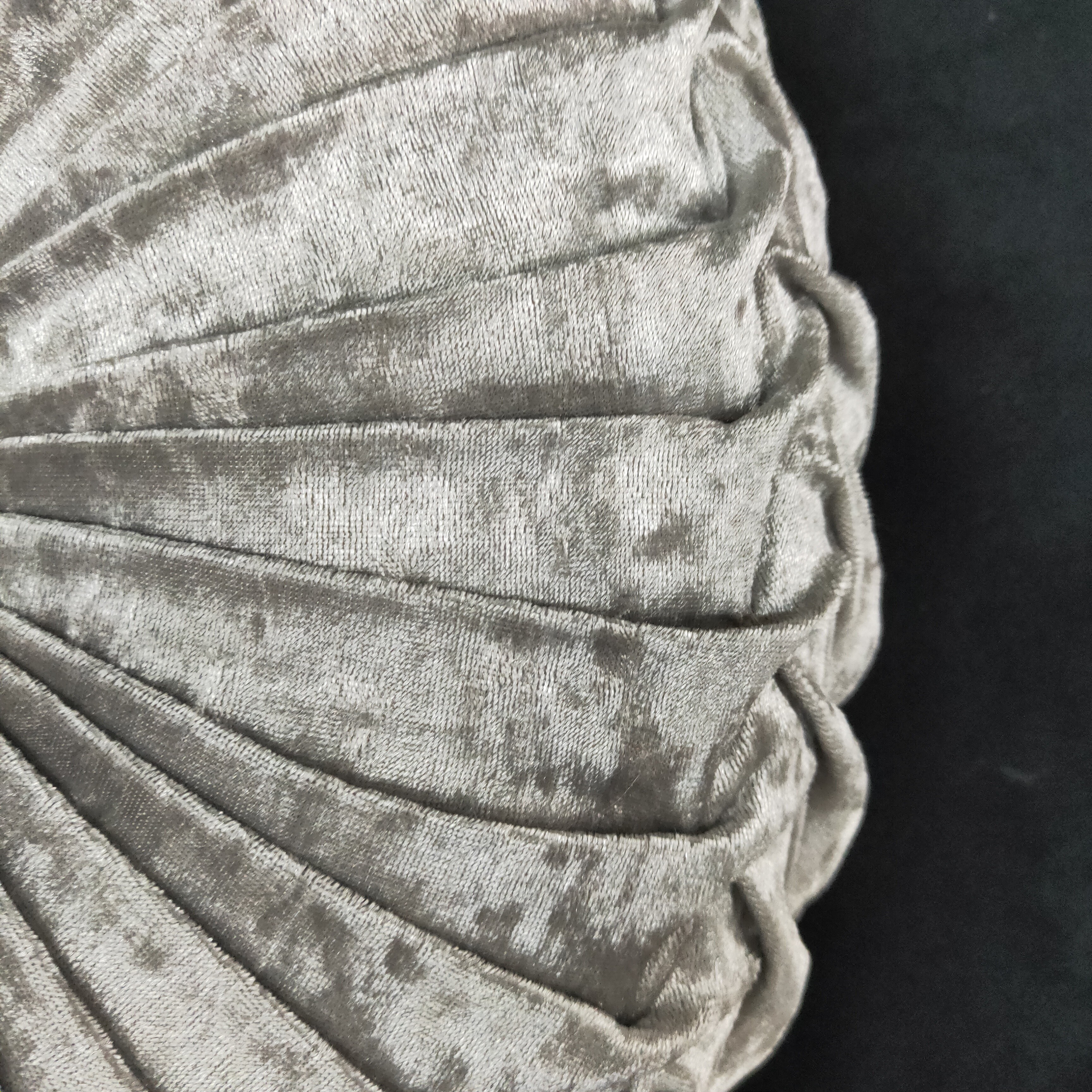 Cross-border exclusive European-style round solid color ice velvet pleated wheel pads, pumpkin waist pillows, floor seat cushions, throw pillows and backrests detail image 2