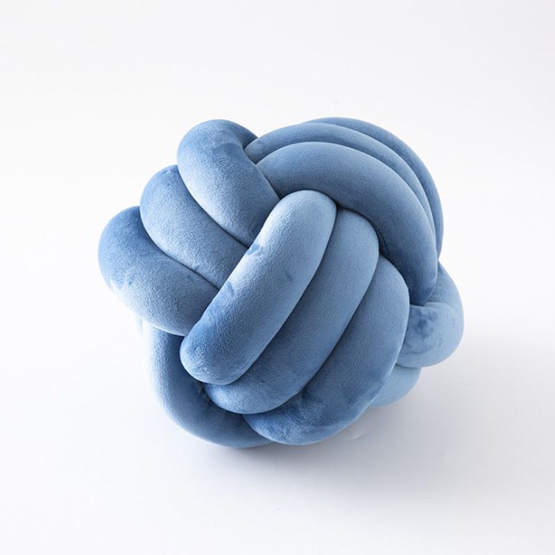 2021 new Nordic three-ply knotted round nap pillow, pure hand-woven cushion sofa pillow Item Picture