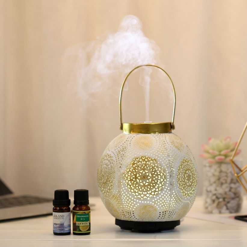 Cross-border iron hollow-out air purification aromatherapy humidifier USB charging air purification aromatherapy machine