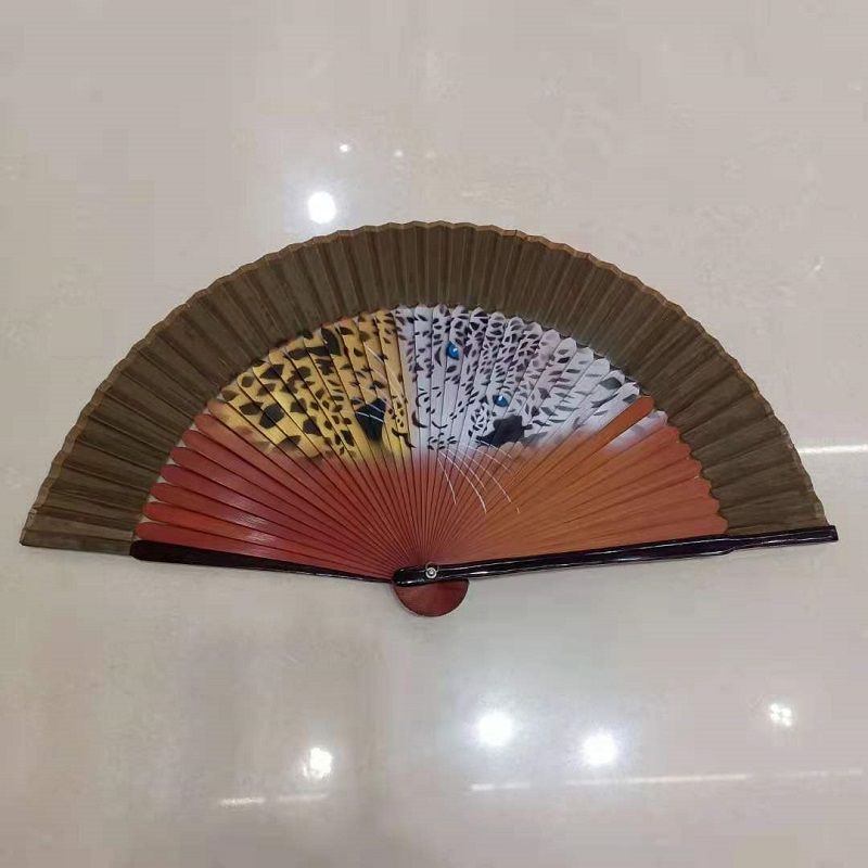 漆边手绘喷绘折扇*古风折扇镂空*日式和风扇*头青竹质折叠扇子批发细节图