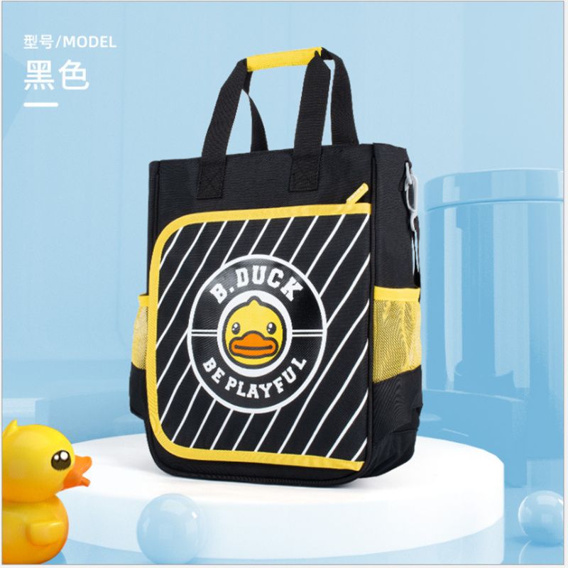 Yuekai Little Yellow Duck Medium Size Tutorial Bag Canvas Bag Student crossbody Artistic Children's schoolbag Application Scenario