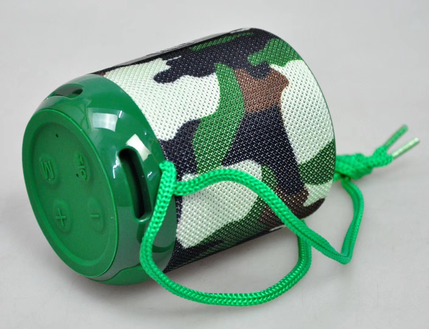 TG129 speaker detail image 4