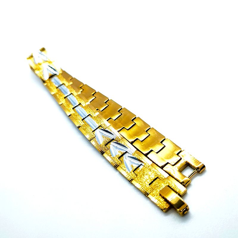 The frosted, embroidered and gold-plated bracelet for men engaged in foreign trade does not fade details Picture