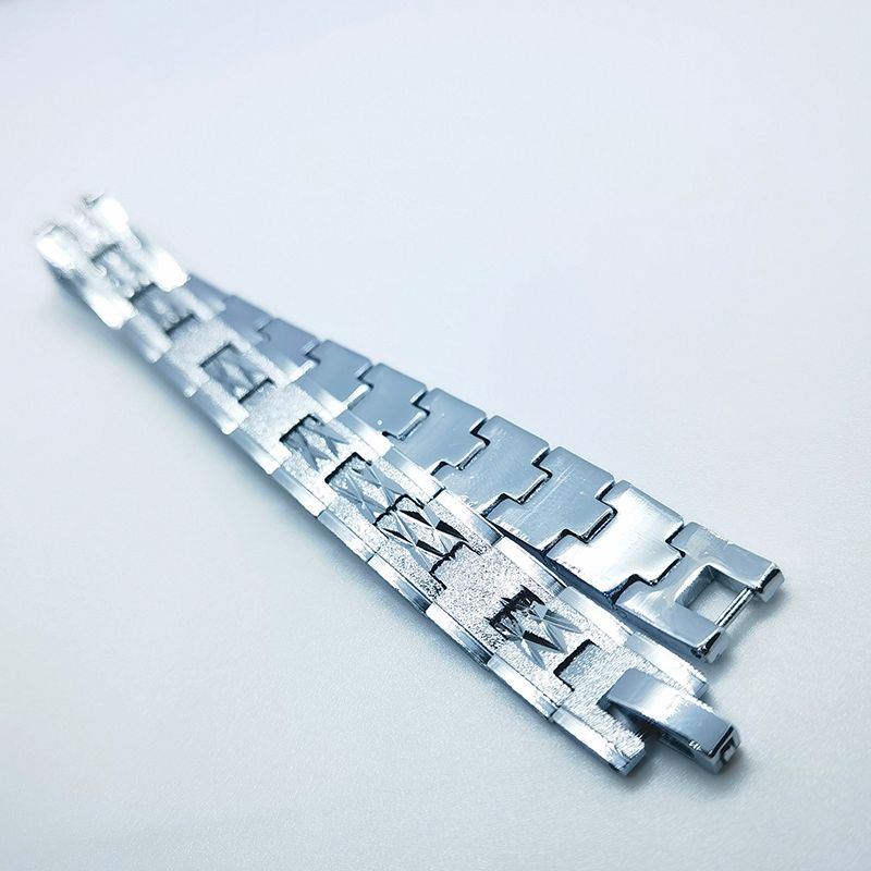 Men's white and gold bracelet with frosted and embroidered patterns Specification image