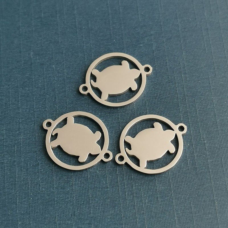 Titanium steel turtle pendant for women, cross-border European and American jewelry, stainless steel hollowed-out Marine animal turtle bracelet, customizable detail image 1