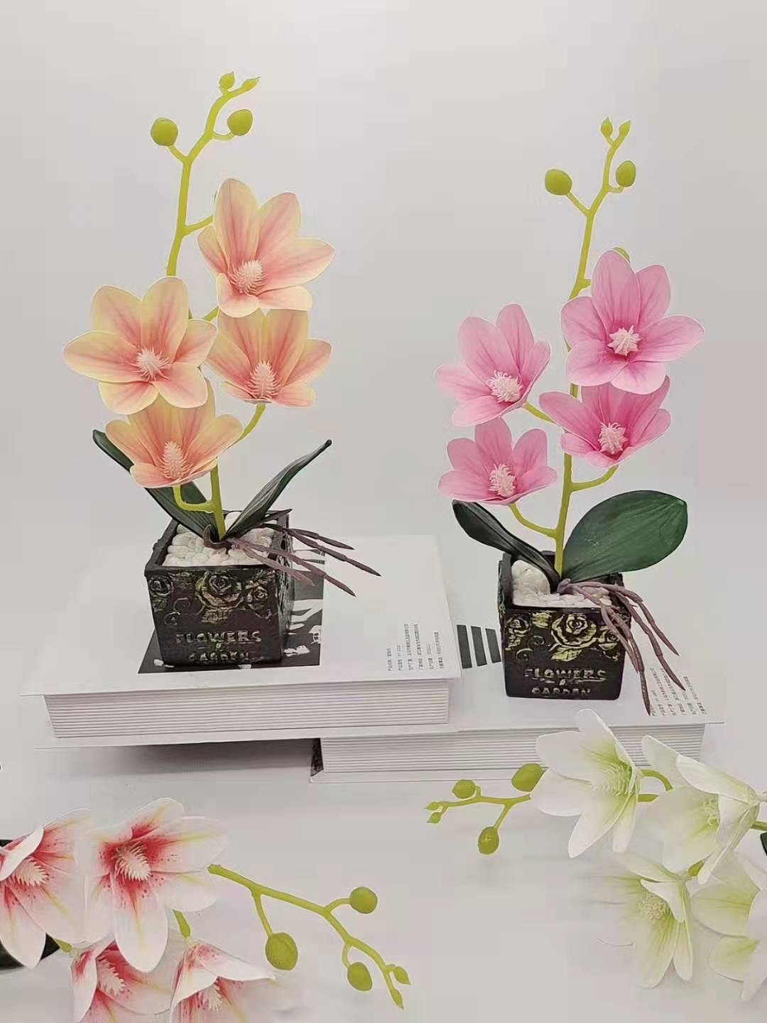 Artificial flower magnolia and Phalaenopsis set, ceramic potted plants, bonsai decoration, artificial flower ornaments, direct supply and consignment delivery from the manufacturer detail image 2