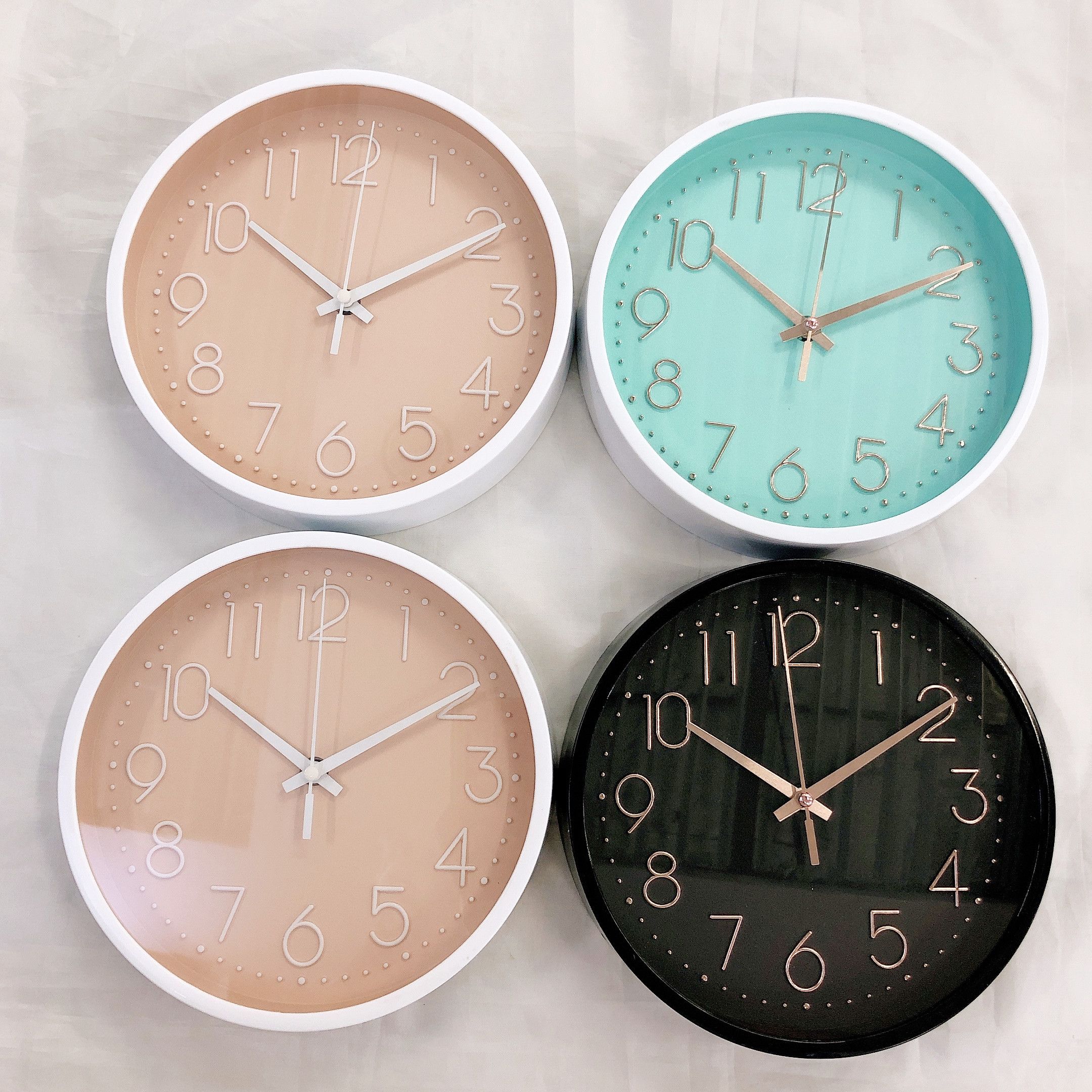 Creative, simple and fashionable living room three-dimensional digital scale wall clock, round quartz wall clock, 8-inch quartz watch details Picture